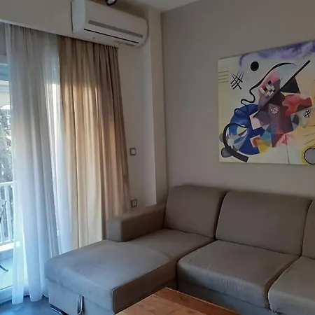 Artemis Luxury In Iktinou Pedestrian & Mitropolitou Iossif Area * テッサロニキ
