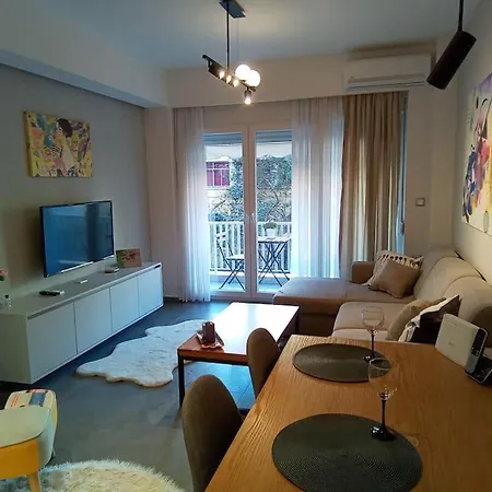 Artemis Luxury In Iktinou Pedestrian & Mitropolitou Iossif Area テッサロニキ