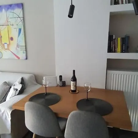 アパート Artemis Luxury In Iktinou Pedestrian & Mitropolitou Iossif Area